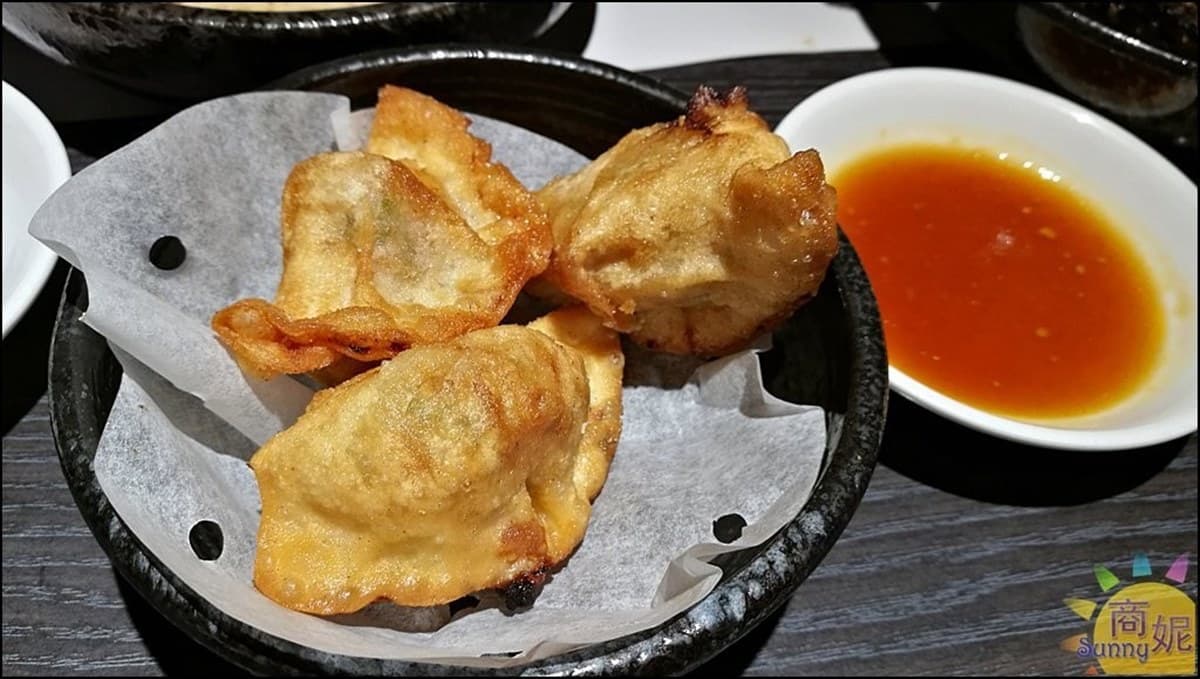 CP值超高!台中浮誇麵食館「午宵限定香辣麵」只要118元,黃金炸餃子酥脆唰嘴也必點 CP值超高!台中浮誇麵食館「午宵限定香辣麵」只要118元,黃金炸餃子酥脆唰嘴也必點