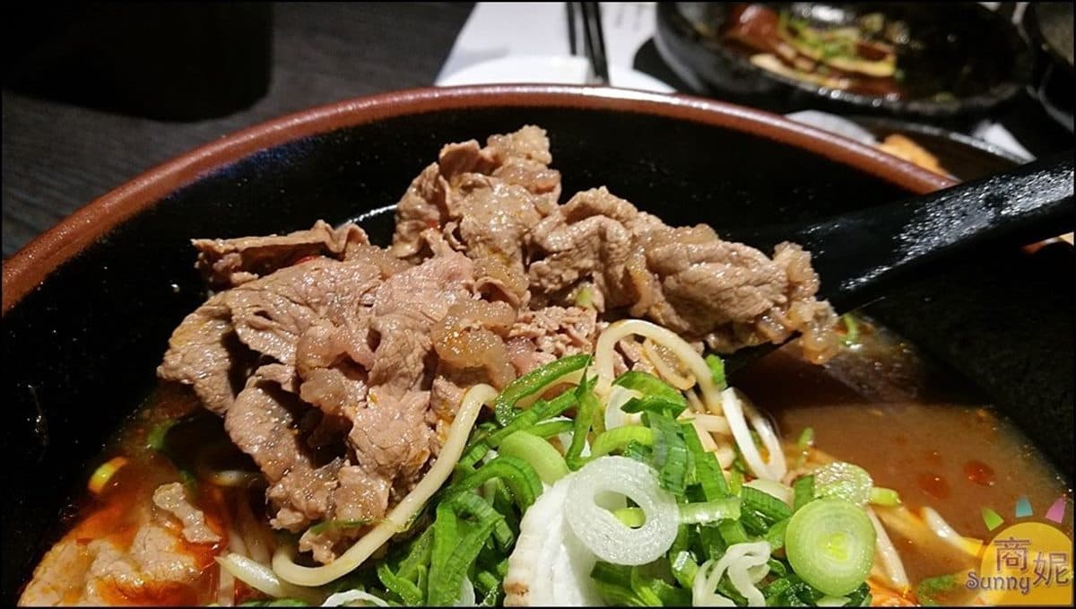 CP值超高!台中浮誇麵食館「午宵限定香辣麵」只要118元,黃金炸餃子酥脆唰嘴也必點 CP值超高!台中浮誇麵食館「午宵限定香辣麵」只要118元,黃金炸餃子酥脆唰嘴也必點
