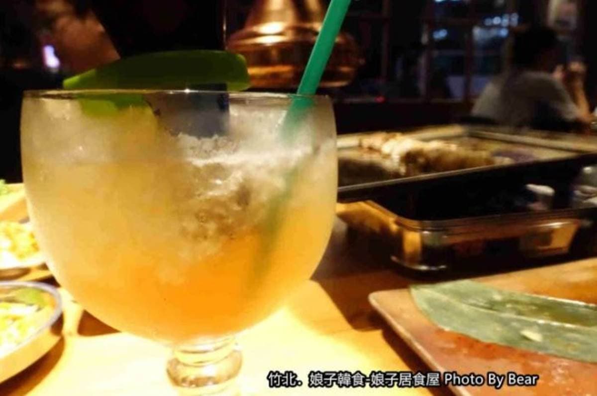 懶人輕鬆吃!韓式料理店有專人代烤,必點獨特「8色豬五花」:人蔘、松葉、大醬 懶人輕鬆吃!韓式料理店有專人代烤,必點獨特「8色豬五花」:人蔘、松葉、大醬