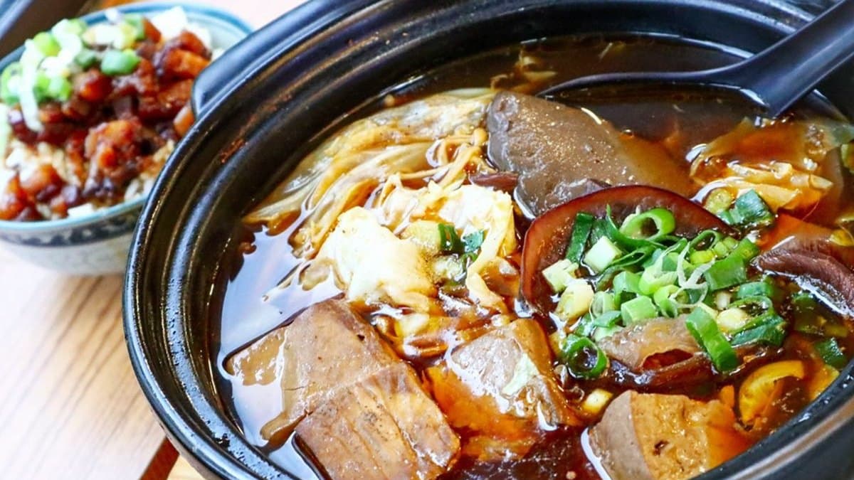 雲鼎阿二麻辣食堂(石牌總店)