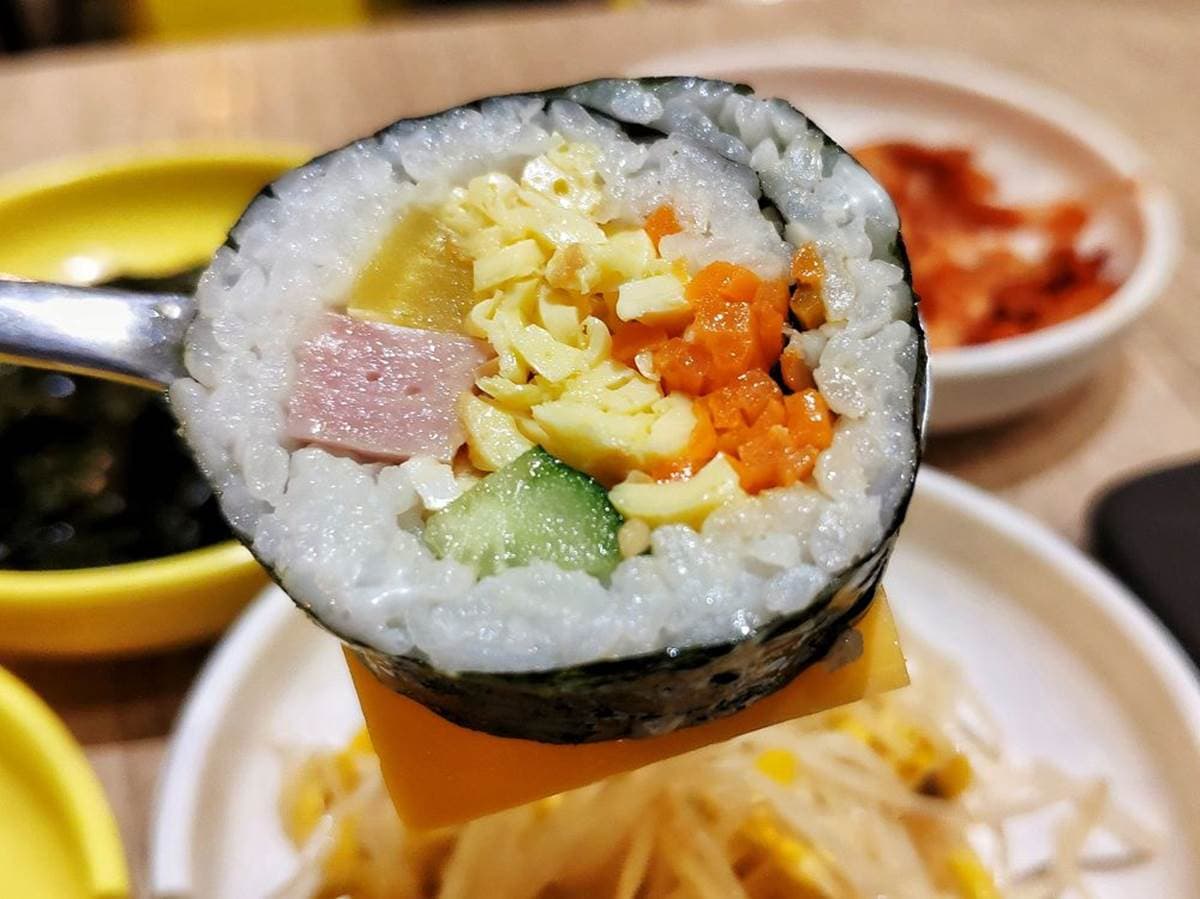 一秒到首爾!新北3家「歐爸」開的韓式料理:小菜無限續、水晶烤盤烤肉、起司陷阱飯捲 一秒到首爾!新北3家「歐爸」開的韓式料理:小菜無限續、水晶烤盤烤肉、起司陷阱飯捲