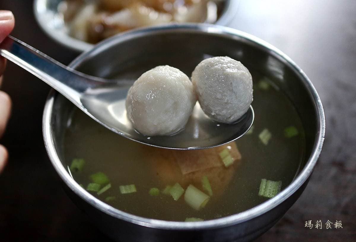 飄香一甲子!Q彈肉圓搭米漿醬汁超對味,「油豆腐+丸子」綜合湯1碗只要10元 飄香一甲子!Q彈肉圓搭米漿醬汁超對味,「油豆腐+丸子」綜合湯1碗只要10元