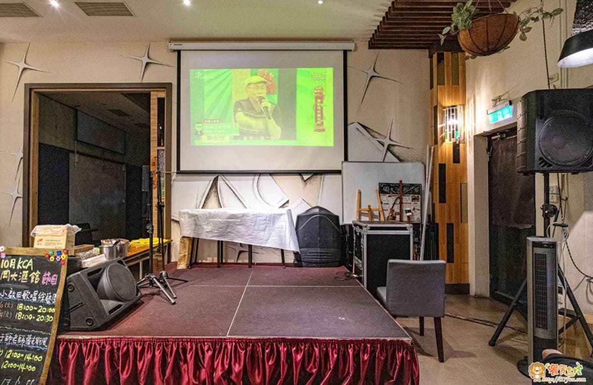 隱藏版佛心餐廳!點250元主餐享超澎派自助吧,入口即化肉燥飯、暖心關東煮通通吃到飽 隱藏版佛心餐廳!點250元主餐享超澎派自助吧,入口即化肉燥飯、暖心關東煮通通吃到飽