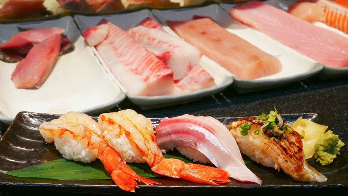 八庵魚河岸一代目