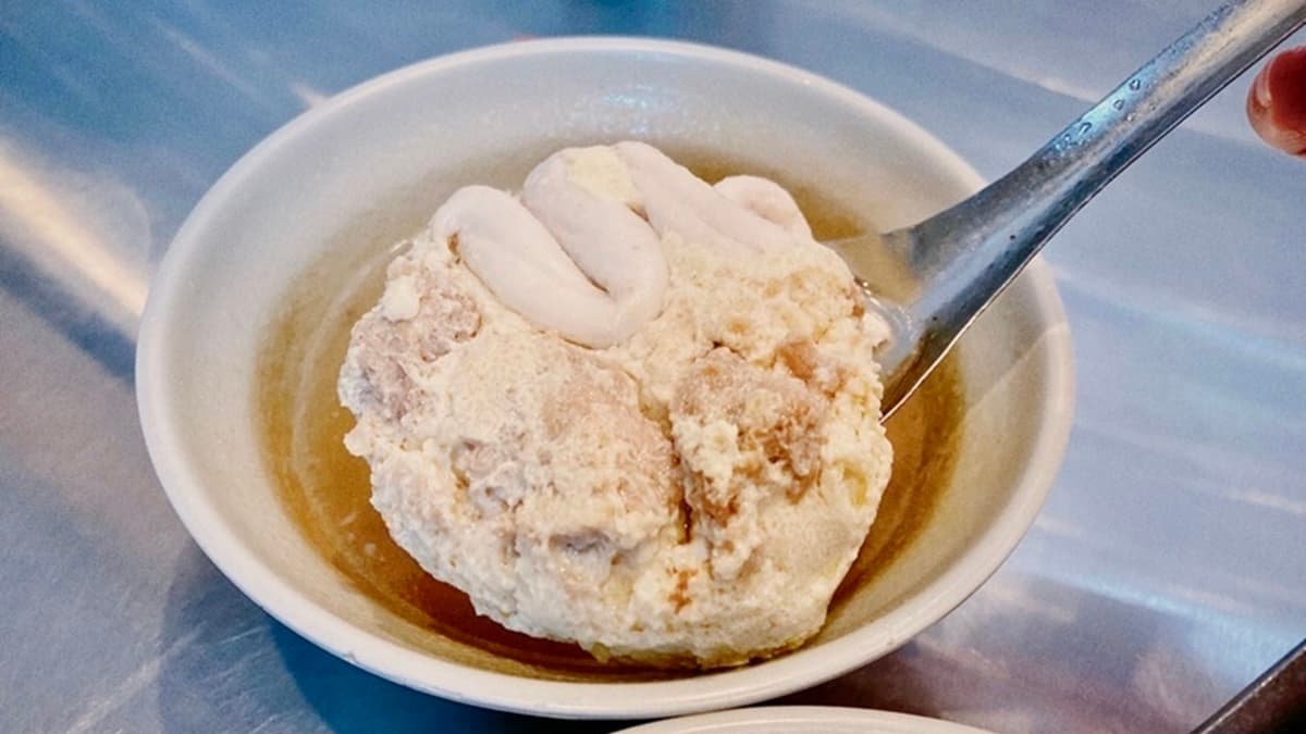 饕客必吃!彰化人氣炸肉圓+甜鹹醬Q脆超對味,再配限量龍骨髓湯口感像蒸蛋 饕客必吃!彰化人氣炸肉圓+甜鹹醬Q脆超對味,再配限量龍骨髓湯口感像蒸蛋