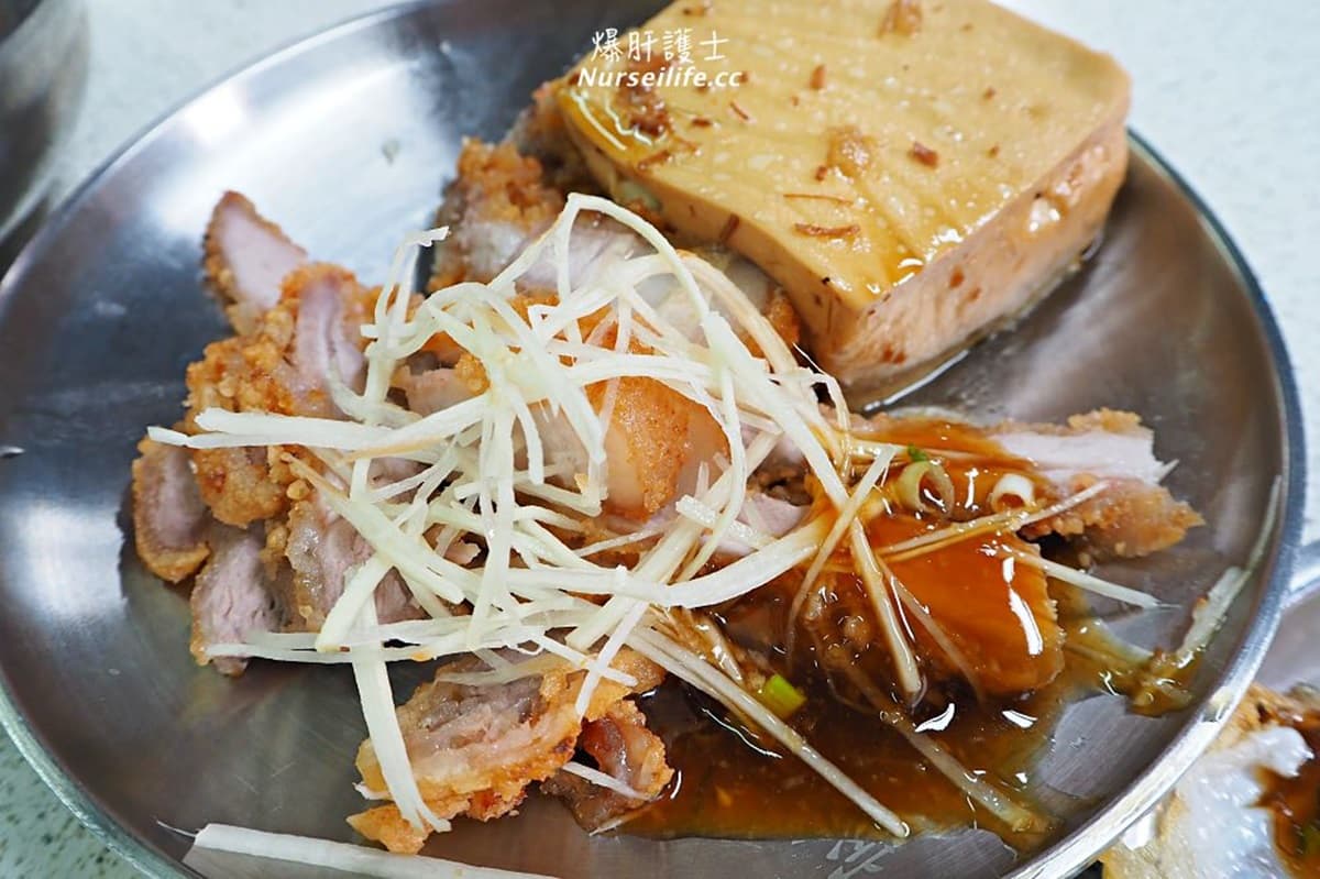 晚來吃不到!北投市場6家古早味:《CNN》票選滷肉飯、免費加湯鐤邊銼、70年紅燒肉 晚來吃不到!北投市場6家古早味:《CNN》票選滷肉飯、免費加湯鐤邊銼、70年紅燒肉