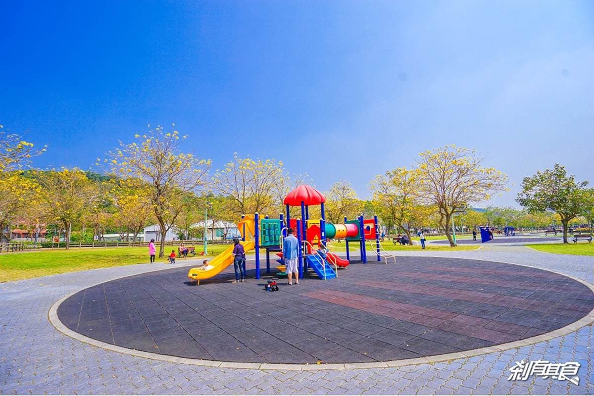 暑假免費放電推薦!台中5大好玩公園:全球首創3D攀爬、立體迷宮、恐龍滑梯 暑假免費放電推薦!台中5大好玩公園:全球首創3D攀爬、立體迷宮、恐龍滑梯