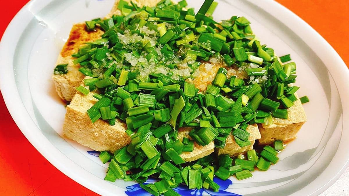 高CP值還爆餡!高麗菜餅1個只要30元,花蓮限定韭菜臭豆腐鹹香超銷魂 高CP值還爆餡!高麗菜餅1個只要30元,花蓮限定韭菜臭豆腐鹹香超銷魂