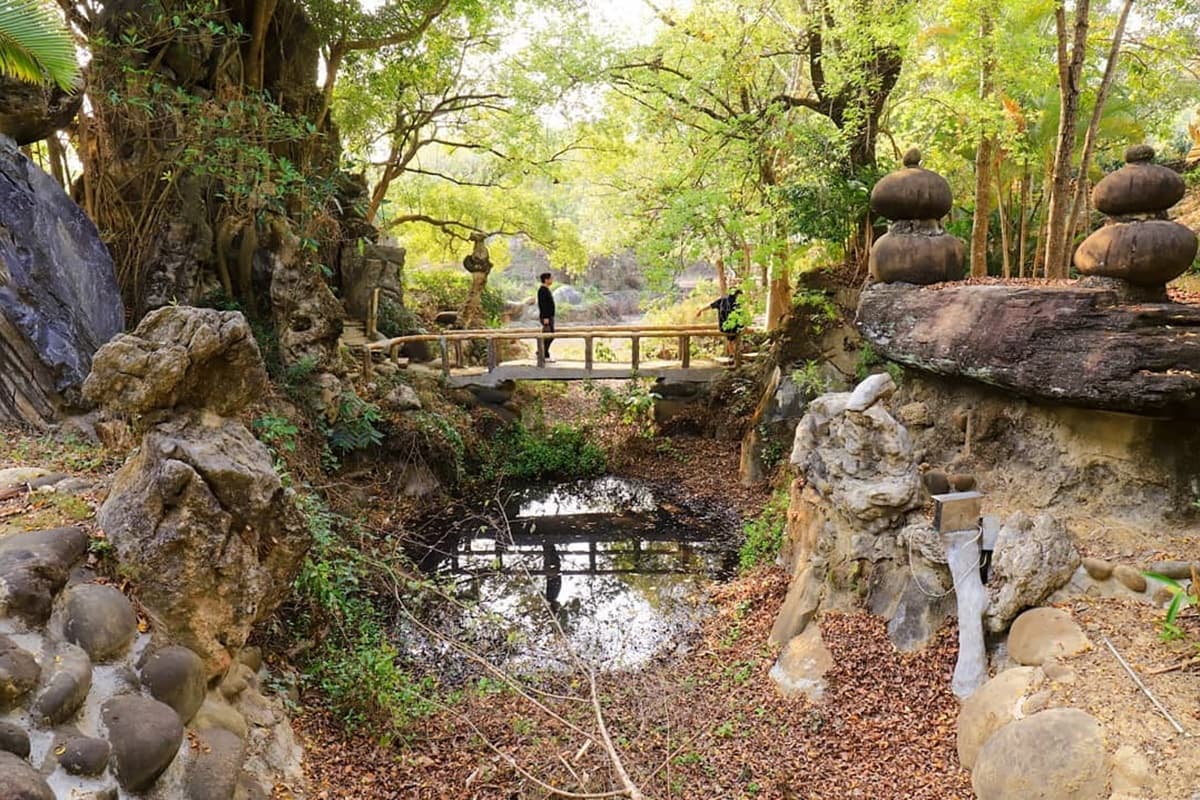 一秒穿越時空!台南隱藏版打卡景點「台版吳哥窟」,頹圮古城、洞穴鐘乳石超好拍 一秒穿越時空!台南隱藏版打卡景點「台版吳哥窟」,頹圮古城、洞穴鐘乳石超好拍