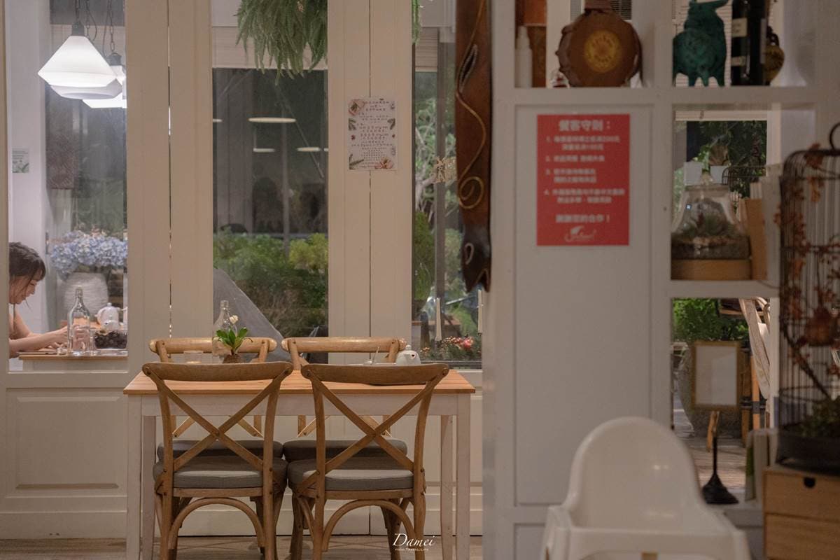 異國料理控注意!歐風餐館嘗波蘭菜捲、金字塔薑黃飯,土耳其壺「鮮奶茶」也超有FU 異國料理控注意!歐風餐館嘗波蘭菜捲、金字塔薑黃飯,土耳其壺「鮮奶茶」也超有FU