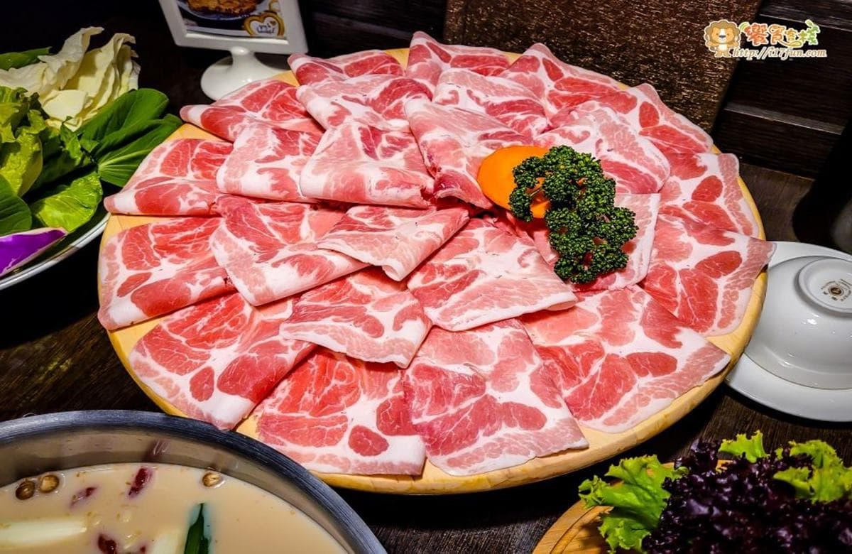 滿1000元送美國和牛!老牌人氣火鍋店必點港式「麻奶鍋」,私心加推真材實料芋頭丸 滿1000元送美國和牛!老牌人氣火鍋店必點港式「麻奶鍋」,私心加推真材實料芋頭丸
