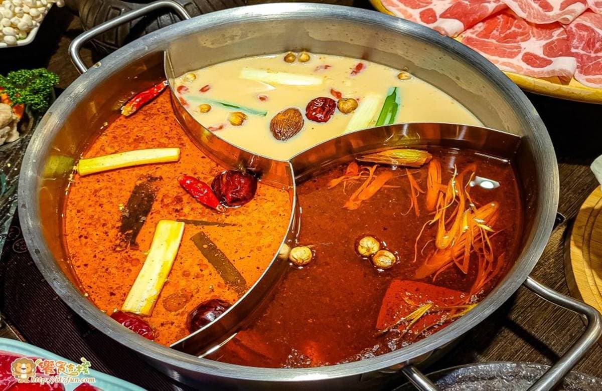 滿1000元送美國和牛!老牌人氣火鍋店必點港式「麻奶鍋」,私心加推真材實料芋頭丸 滿1000元送美國和牛!老牌人氣火鍋店必點港式「麻奶鍋」,私心加推真材實料芋頭丸