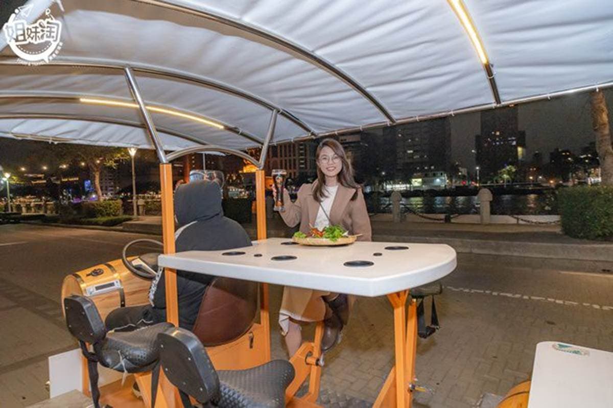 啤酒餐廳打卡送甜點!肉控必吃週末限定烤雞,還能坐「協力車」繞愛河兜風 啤酒餐廳打卡送甜點!肉控必吃週末限定烤雞,還能坐「協力車」繞愛河兜風