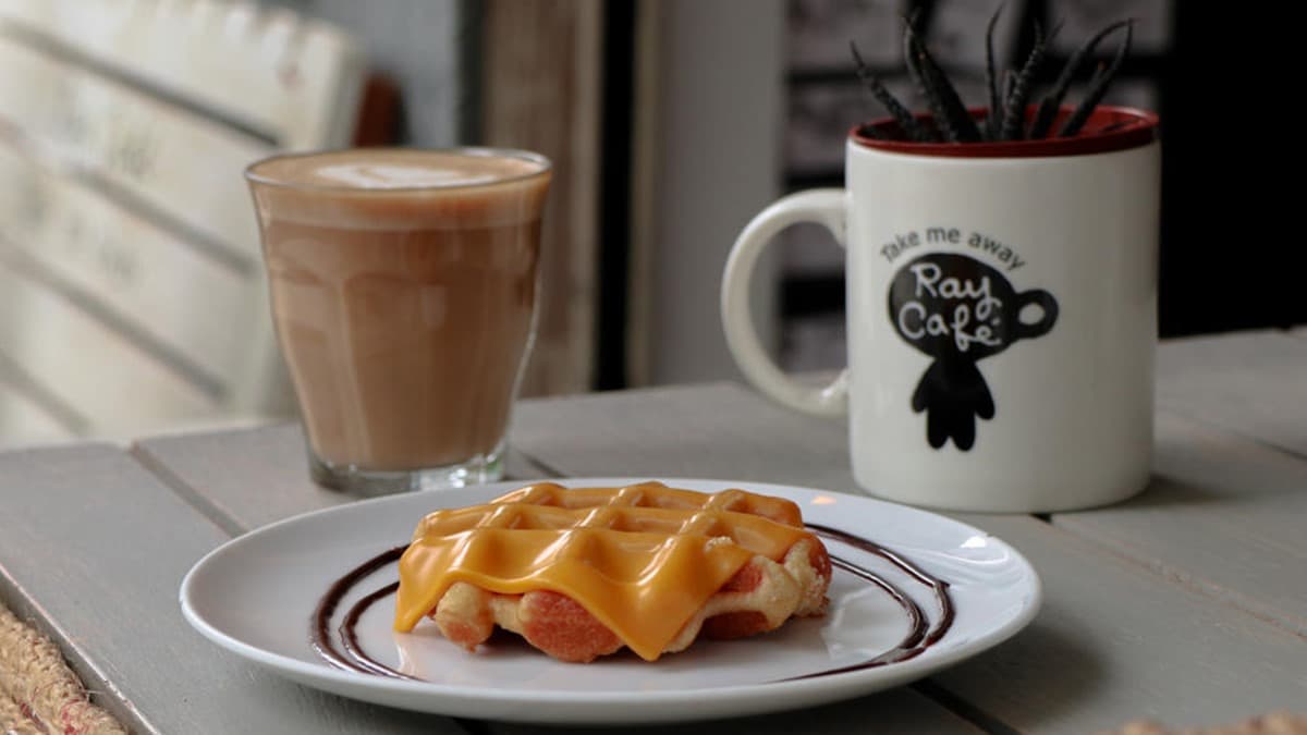 RAY CAFE