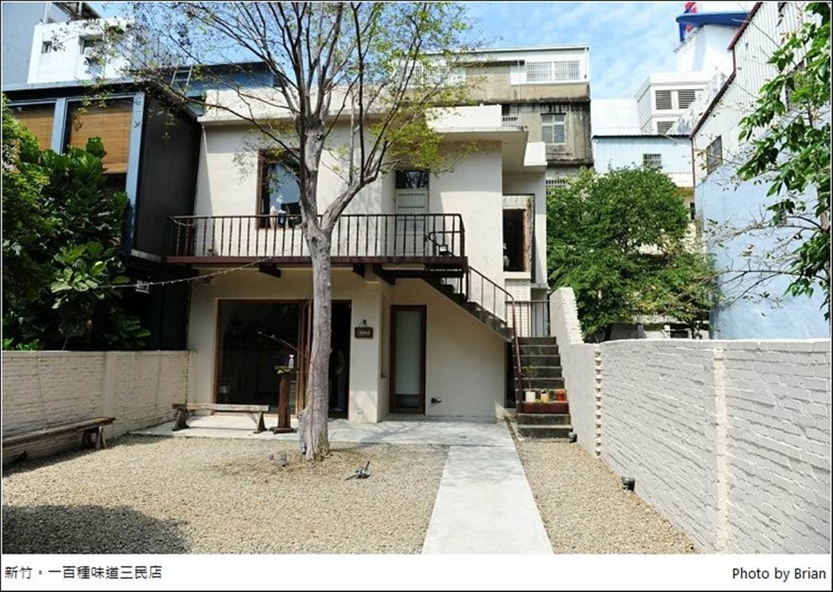 IG必拍!新竹7家網美系甜點店:露天泳池享Q萌鬆餅、花窗老宅吃7層戚風小山丘 IG必拍!新竹7家網美系甜點店:露天泳池享Q萌鬆餅、花窗老宅吃7層戚風小山丘