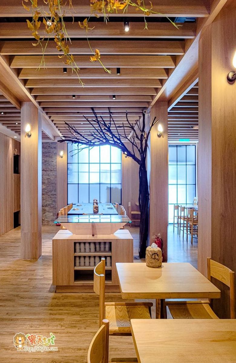 【新開店】第2鍋半價!網美系小火鍋主打「法式湯底」,50種飲品選項不輸飲料店 【新開店】第2鍋半價!網美系小火鍋主打「法式湯底」,50種飲品選項不輸飲料店