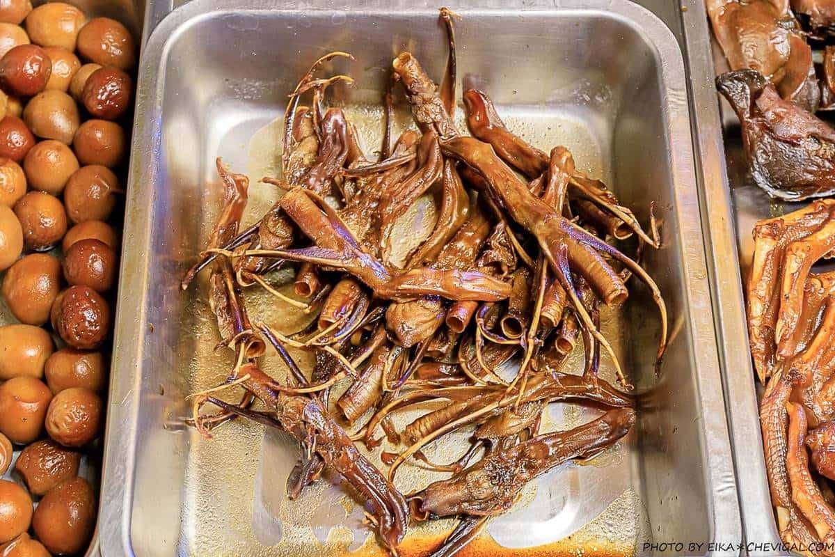 台中銷魂消夜!東山鴨頭先滷後炸很入味,網大推超強豆皮「酥脆如千層蛋捲」 台中銷魂消夜!東山鴨頭先滷後炸很入味,網大推超強豆皮「酥脆如千層蛋捲」