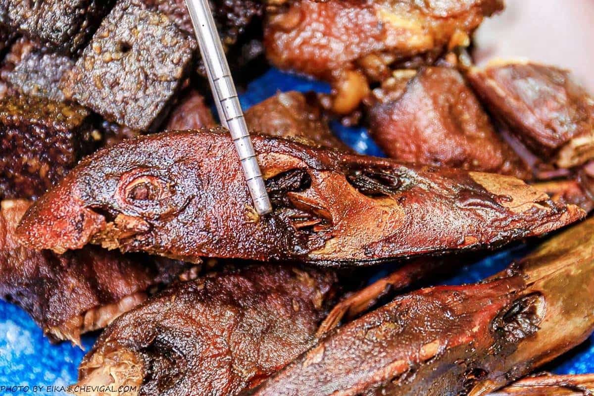 台中銷魂消夜!東山鴨頭先滷後炸很入味,網大推超強豆皮「酥脆如千層蛋捲」 台中銷魂消夜!東山鴨頭先滷後炸很入味,網大推超強豆皮「酥脆如千層蛋捲」