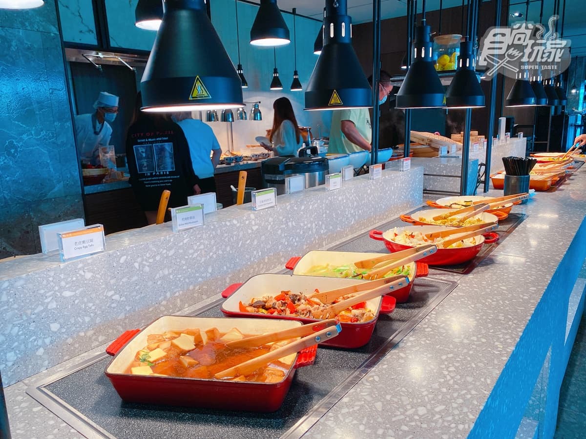 【新開店】全台獨有「山海景」無邊際泳池!這旅宿有手搖飲店爽喝,早餐就有港點吃到飽 【新開店】全台獨有「山海景」無邊際泳池!這旅宿有手搖飲店爽喝,早餐就有港點吃到飽