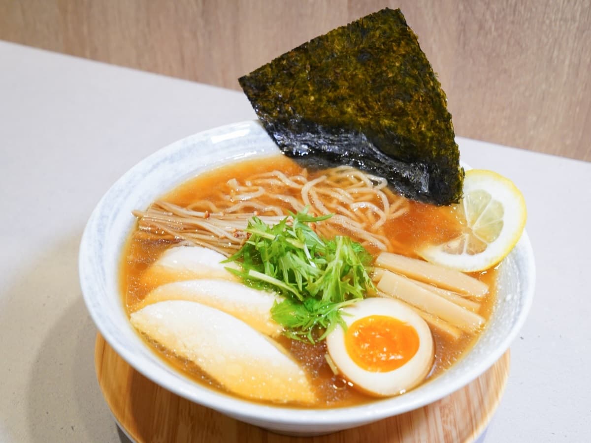 日本人氣柚子拉麵這裡吃得到!必點跳tone柚香醬油,湯頭回甘不輸東京AFURI 日本人氣柚子拉麵這裡吃得到!必點跳tone柚香醬油,湯頭回甘不輸東京AFURI