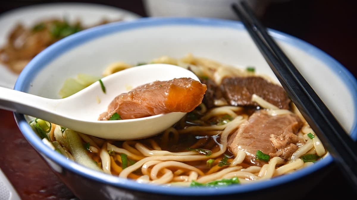 正立牛肉麵 img