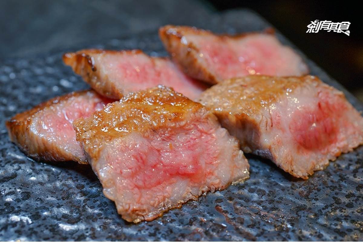 在地人激推!台中捷運美食15站50家:龍虎麵、巨無霸生蠔、活龍蝦粥 在地人激推!台中捷運美食15站50家:龍虎麵、巨無霸生蠔、活龍蝦粥