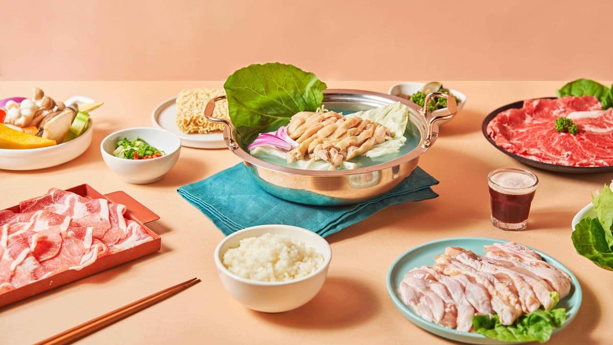 仙女吃的火鍋?人氣鍋物推「藍眼淚雞湯」套餐,加購「霜降牛肉盤」再享5折優惠 仙女吃的火鍋?人氣鍋物推「藍眼淚雞湯」套餐,加購「霜降牛肉盤」再享5折優惠