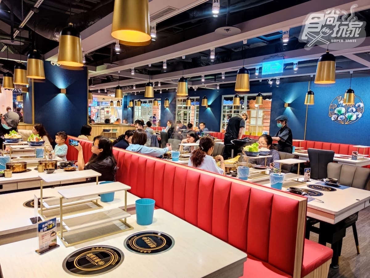 【新開店】點鍋送海鮮船!全台最潮沙茶火鍋插旗台南,浮誇霸王餐吃得到2龍蝦、大牡蠣 【新開店】點鍋送海鮮船!全台最潮沙茶火鍋插旗台南,浮誇霸王餐吃得到2龍蝦、大牡蠣