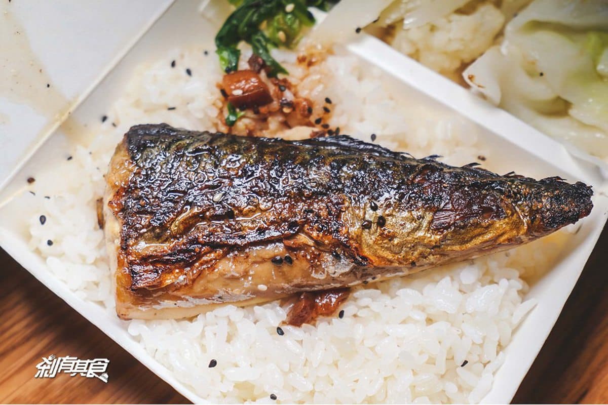 在地人激推!台中捷運美食15站50家:龍虎麵、巨無霸生蠔、活龍蝦粥 在地人激推!台中捷運美食15站50家:龍虎麵、巨無霸生蠔、活龍蝦粥