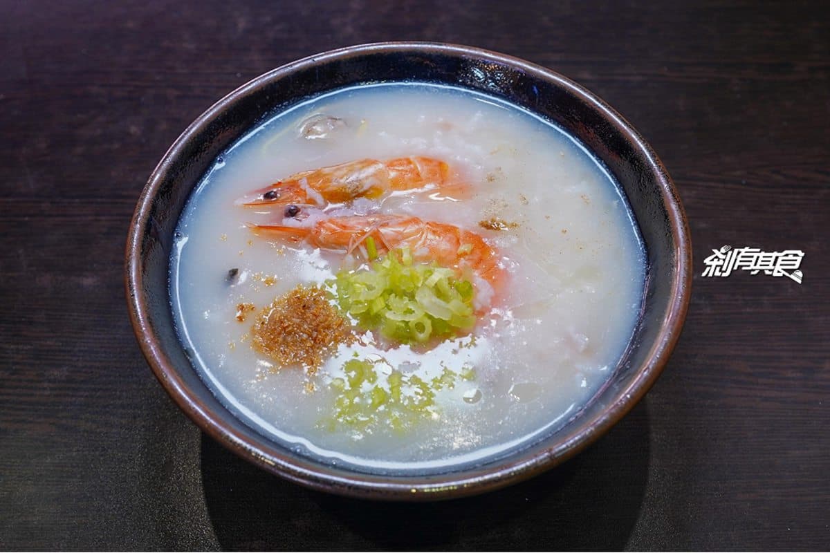 在地人激推!台中捷運美食15站50家:龍虎麵、巨無霸生蠔、活龍蝦粥 在地人激推!台中捷運美食15站50家:龍虎麵、巨無霸生蠔、活龍蝦粥