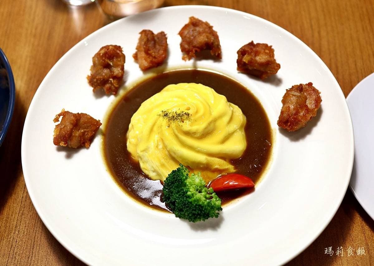 在地人激推!台中捷運美食15站50家:龍虎麵、巨無霸生蠔、活龍蝦粥 在地人激推!台中捷運美食15站50家:龍虎麵、巨無霸生蠔、活龍蝦粥