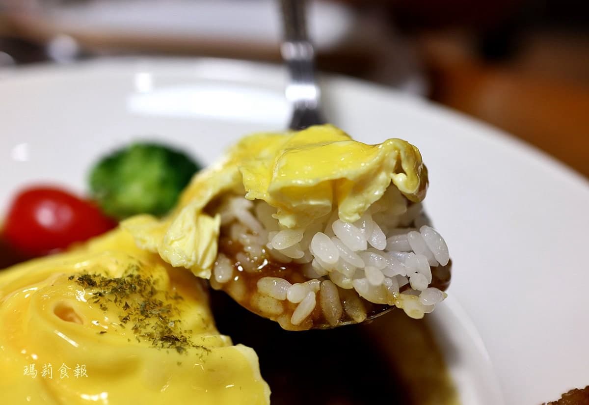 在地人激推!台中捷運美食15站50家:龍虎麵、巨無霸生蠔、活龍蝦粥 在地人激推!台中捷運美食15站50家:龍虎麵、巨無霸生蠔、活龍蝦粥