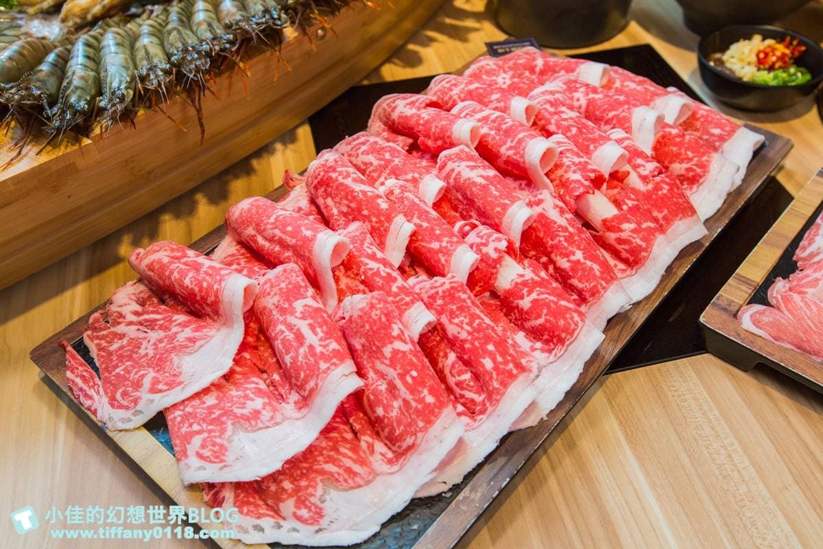評價4.9星!海老痛風鍋塞近100隻蝦超浮誇,還有墨魚牛奶湯底可以搭 評價4.9星!海老痛風鍋塞近100隻蝦超浮誇,還有墨魚牛奶湯底可以搭