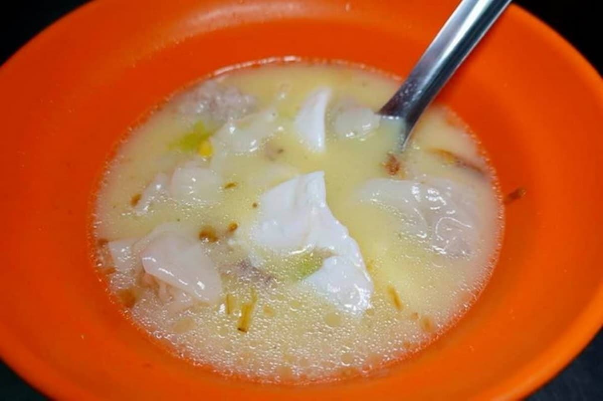基隆在地人的早餐!乾麵加辣配一碗「蛋包餛飩湯」,傳三代老字號通通只要銅板價 基隆在地人的早餐!乾麵加辣配一碗「蛋包餛飩湯」,傳三代老字號通通只要銅板價