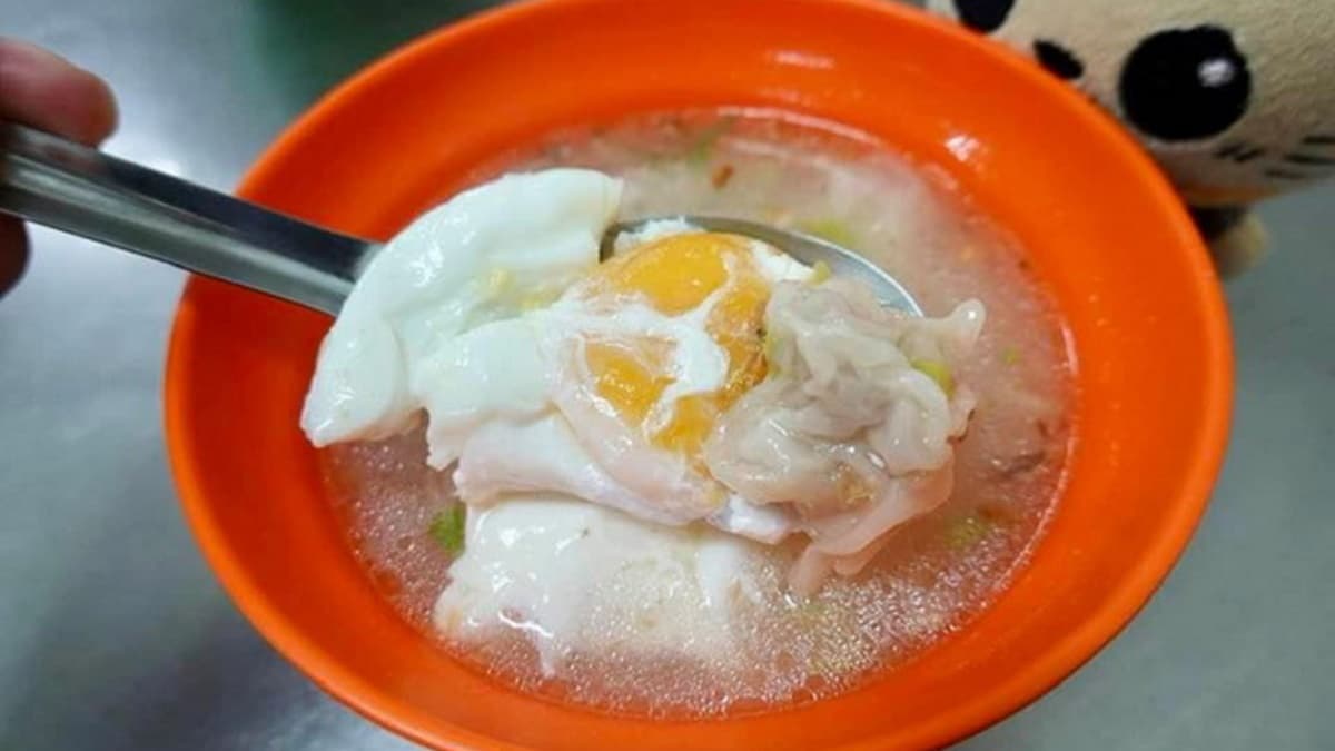 基隆在地人的早餐!乾麵加辣配一碗「蛋包餛飩湯」,傳三代老字號通通只要銅板價