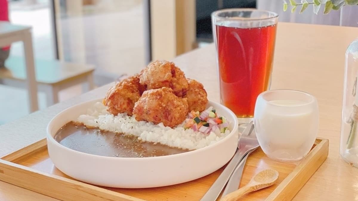台中6家Google 4.4星以上咖哩:印日混搭、開店1小時完售、雞排+涮豬+雞塊3主菜 台中6家Google 4.4星以上咖哩:印日混搭、開店1小時完售、雞排+涮豬+雞塊3主菜
