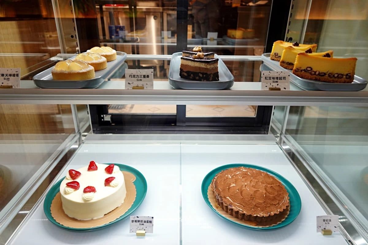 【新開店】IG打卡囉!小巷早午餐「彩繪牆、吊椅包廂」超好拍,還能吃繽紛酪梨炒蛋盤 【新開店】IG打卡囉!小巷早午餐「彩繪牆、吊椅包廂」超好拍,還能吃繽紛酪梨炒蛋盤