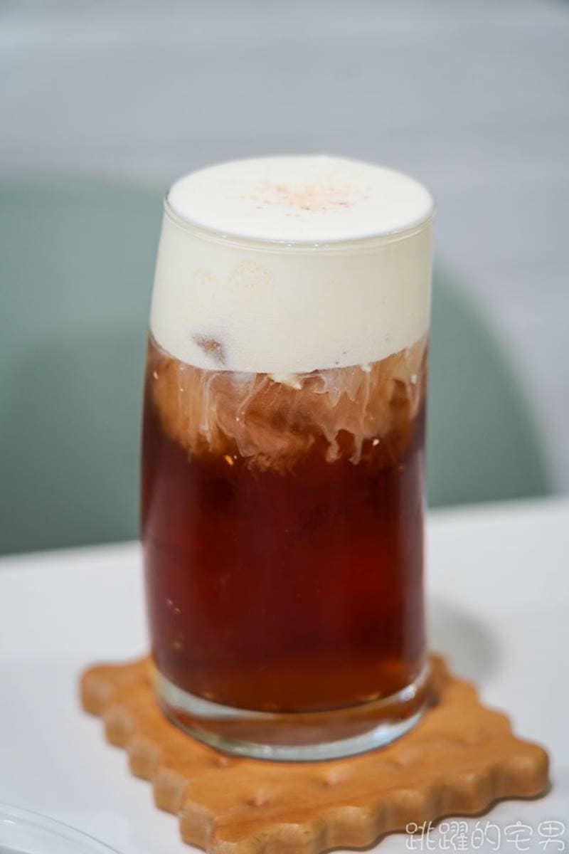 排隊排到翻!人氣貝果店隱身巷弄內,必吃「伯爵奶茶餡」超濃郁,芋泥巴斯克也大推 排隊排到翻!人氣貝果店隱身巷弄內,必吃「伯爵奶茶餡」超濃郁,芋泥巴斯克也大推