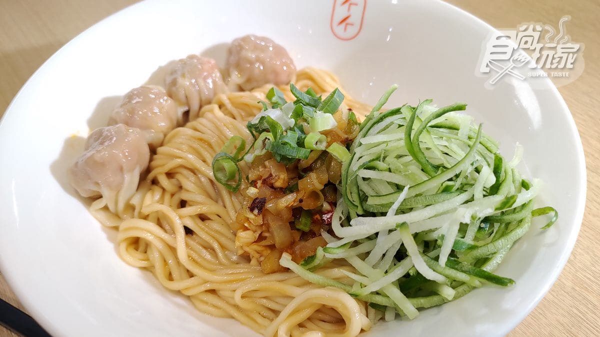 道地四川味!超人氣「燃麵」吃得到濃濃花椒香,芙蓉豆腐微辣帶甜也必點
