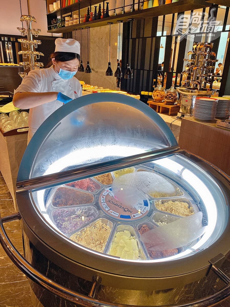 全台最大萬豪酒店!700間房都有無敵景觀,巨大千島湖、雙吃到飽、教堂壁畫打卡必拍 全台最大萬豪酒店!700間房都有無敵景觀,巨大千島湖、雙吃到飽、教堂壁畫打卡必拍