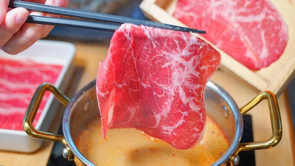 水水開嗑!高雄5家美拍系個人鍋:野餐感草皮座位、Q萌狗狗冰磚、綠植叢林風裝潢 水水開嗑!高雄5家美拍系個人鍋:野餐感草皮座位、Q萌狗狗冰磚、綠植叢林風裝潢