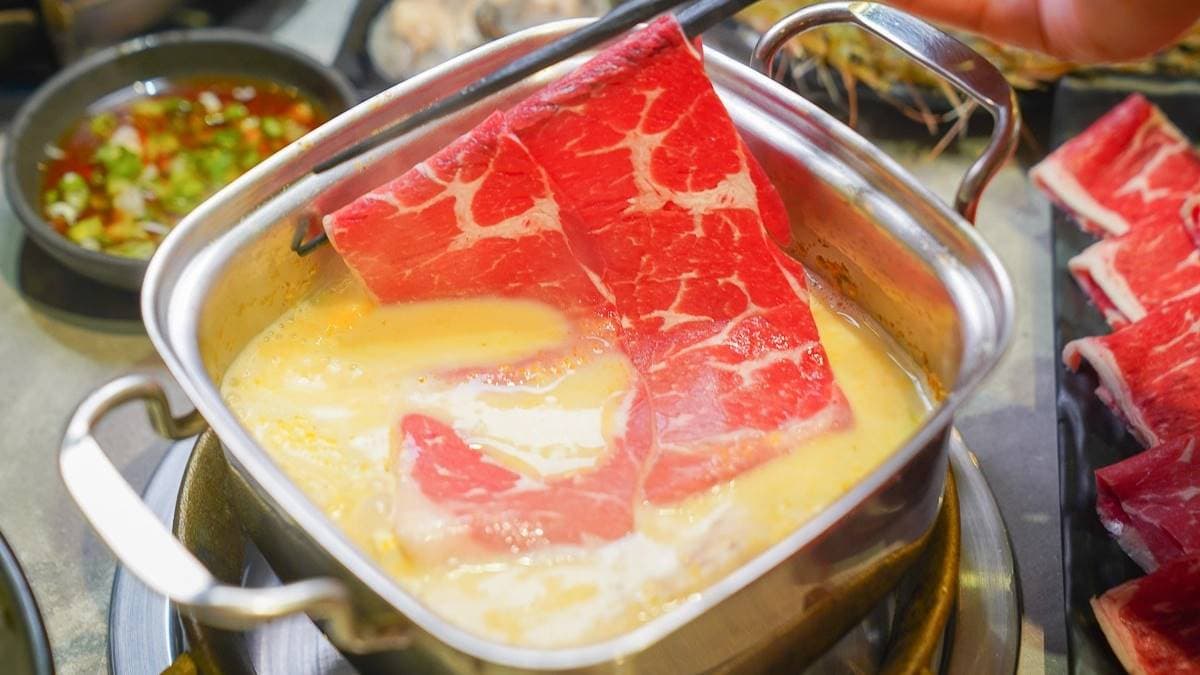 水水開嗑!高雄5家美拍系個人鍋:野餐感草皮座位、Q萌狗狗冰磚、綠植叢林風裝潢 水水開嗑!高雄5家美拍系個人鍋:野餐感草皮座位、Q萌狗狗冰磚、綠植叢林風裝潢