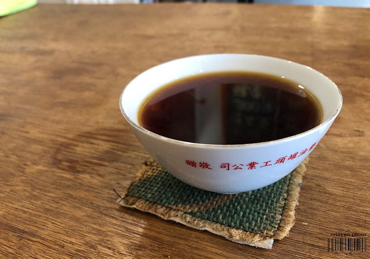 第4杯頭家請客!台中私人煎焙咖啡店太有哏:用碗喝「手沖」、必配老菜脯 第4杯頭家請客!台中私人煎焙咖啡店太有哏:用碗喝「手沖」、必配老菜脯
