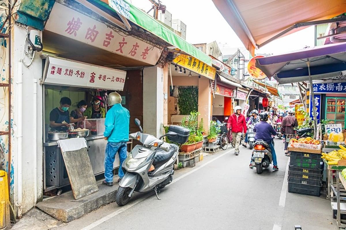沒吃過不算來過!北投3家人氣肉羹:50年老店、厚漿裹噴汁肉條、帶勁麵條配黑白切 沒吃過不算來過!北投3家人氣肉羹:50年老店、厚漿裹噴汁肉條、帶勁麵條配黑白切