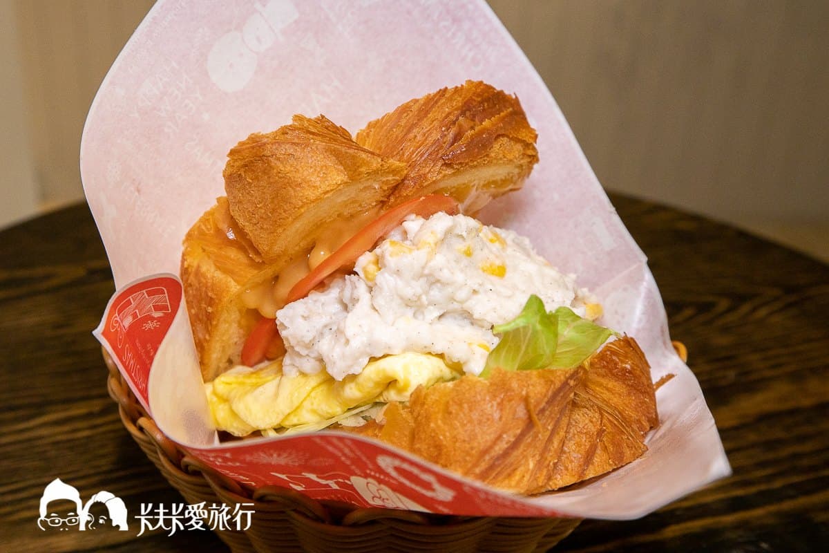 宜蘭味早午餐!三星蔥拉餅一口咬下蔥味滿滿,打卡必點「起司軟法配櫻桃鴨」 宜蘭味早午餐!三星蔥拉餅一口咬下蔥味滿滿,打卡必點「起司軟法配櫻桃鴨」