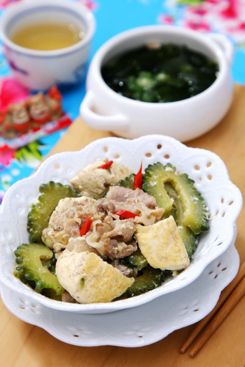 防疫自煮2道菜秒飛沖繩:神複製古宇利蝦蝦飯、「絕對成功」炒苦瓜,加碼炸蝦天婦羅 防疫自煮2道菜秒飛沖繩:神複製古宇利蝦蝦飯、「絕對成功」炒苦瓜,加碼炸蝦天婦羅
