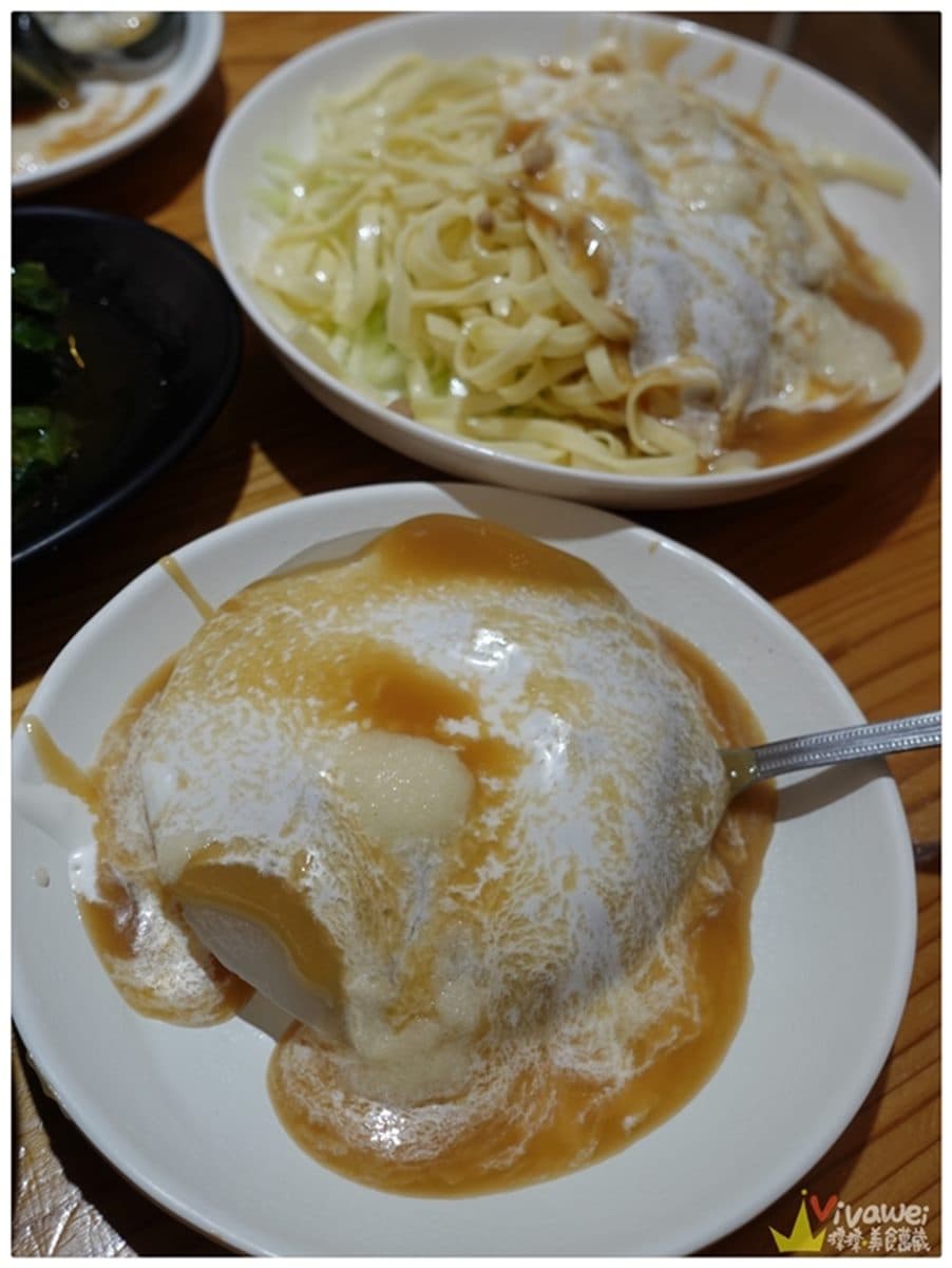 嘉義限定!涼圓、涼麵淋「白醋」才對味,清爽不膩加顆溏心蛋更好吃 嘉義限定!涼圓、涼麵淋「白醋」才對味,清爽不膩加顆溏心蛋更好吃