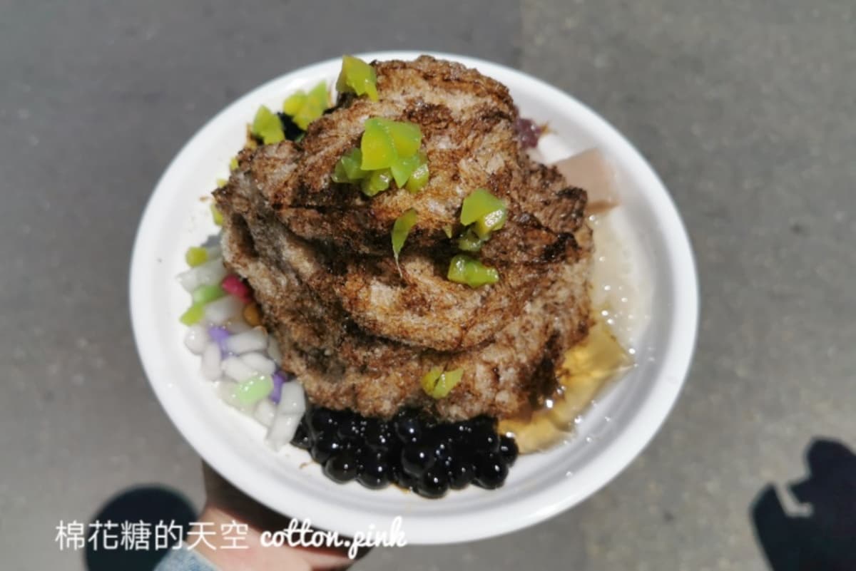 內行人點名!澎湖10大銅板價小吃:仙人掌韭菜盒、35元爆餡胡椒餅、天然五色冰 內行人點名!澎湖10大銅板價小吃:仙人掌韭菜盒、35元爆餡胡椒餅、天然五色冰
