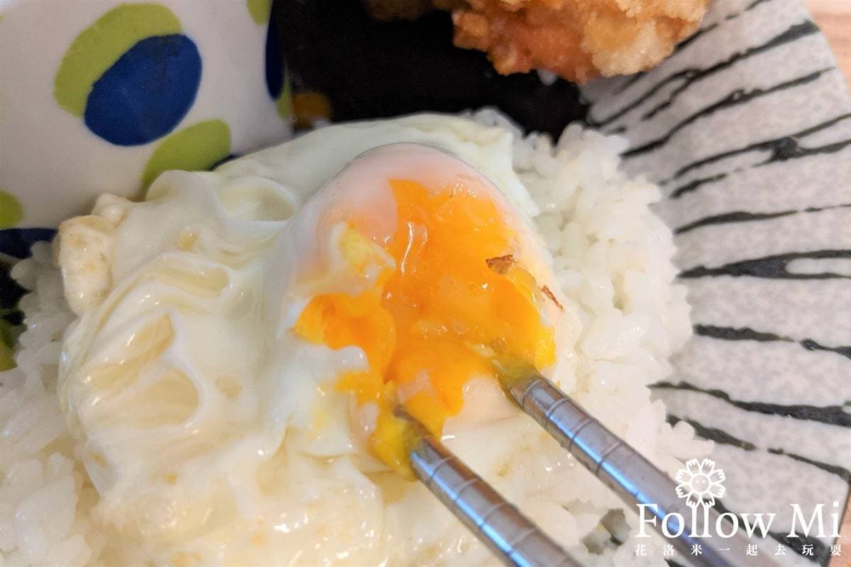 在地人外帶愛店!評價4.4星咖哩飯大分量超飽足,現煎半熟蛋配飯更過癮 在地人外帶愛店!評價4.4星咖哩飯大分量超飽足,現煎半熟蛋配飯更過癮