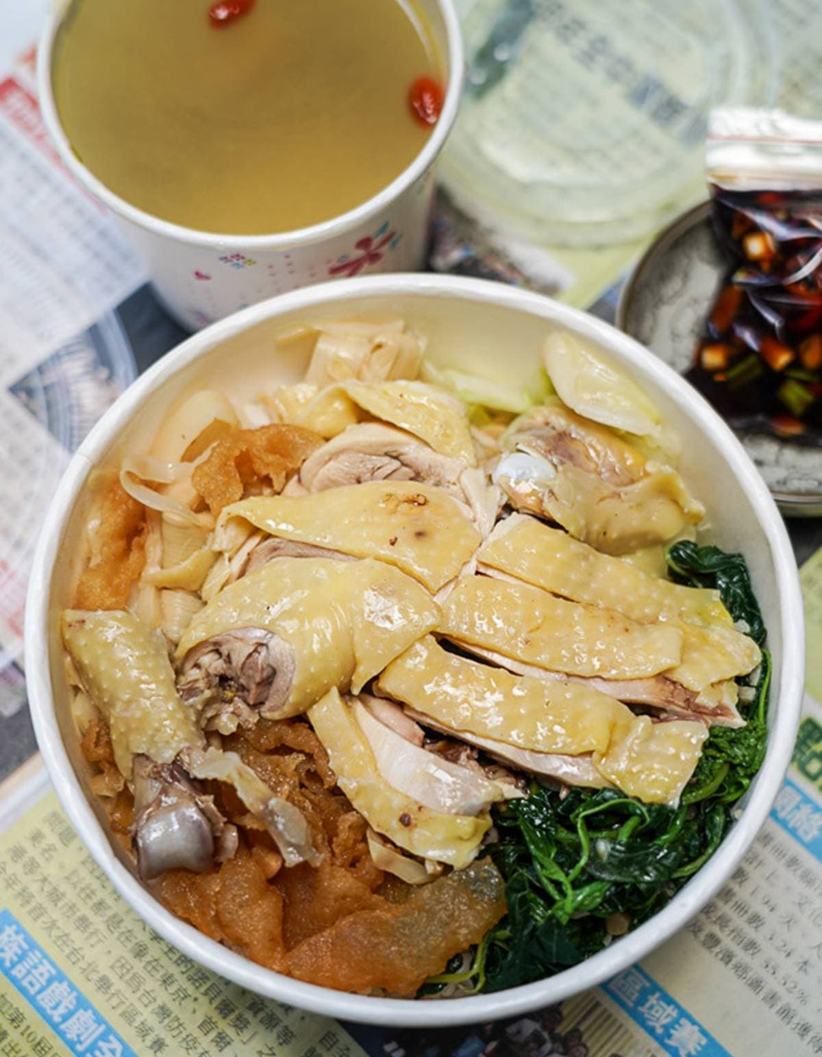 花蓮人外帶吃起來!3家澎派防疫餐盒:滿滿鮮甜土雞肉、銷魂厚切豆酥鱈魚、Q彈炸牛排 花蓮人外帶吃起來!3家澎派防疫餐盒:滿滿鮮甜土雞肉、銷魂厚切豆酥鱈魚、Q彈炸牛排